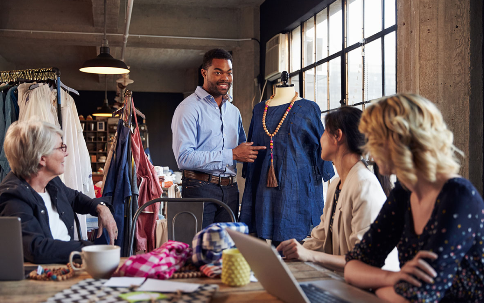 IDEAL COMPLEMENTS FOR YOUR PERSONALIZED T-SHIRTS