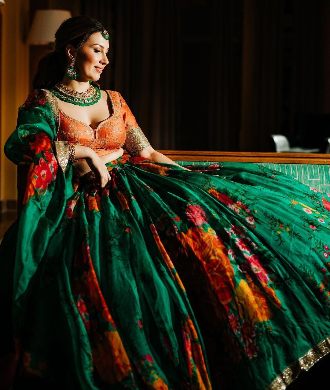 The set is teamed with Organza matching print and embroidered border dupatta - Image 4